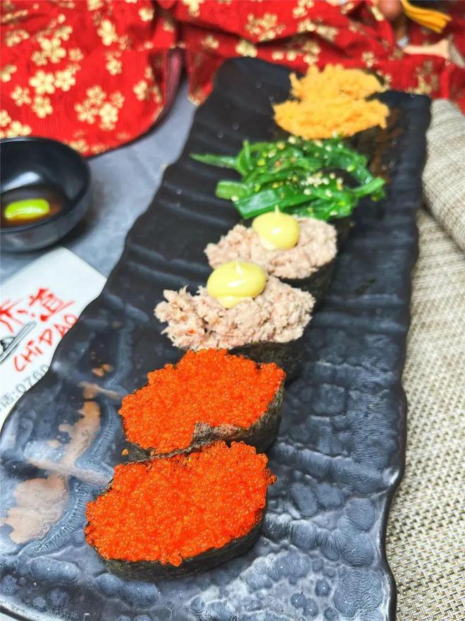如何用寿司制作独特的野餐简餐